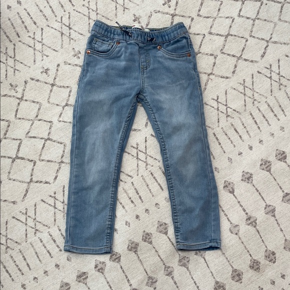 4T Levi’s Skinny Knit Pull On pants - Picture 1 of 4